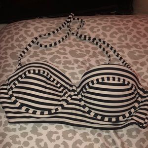 Women’s bikini top.